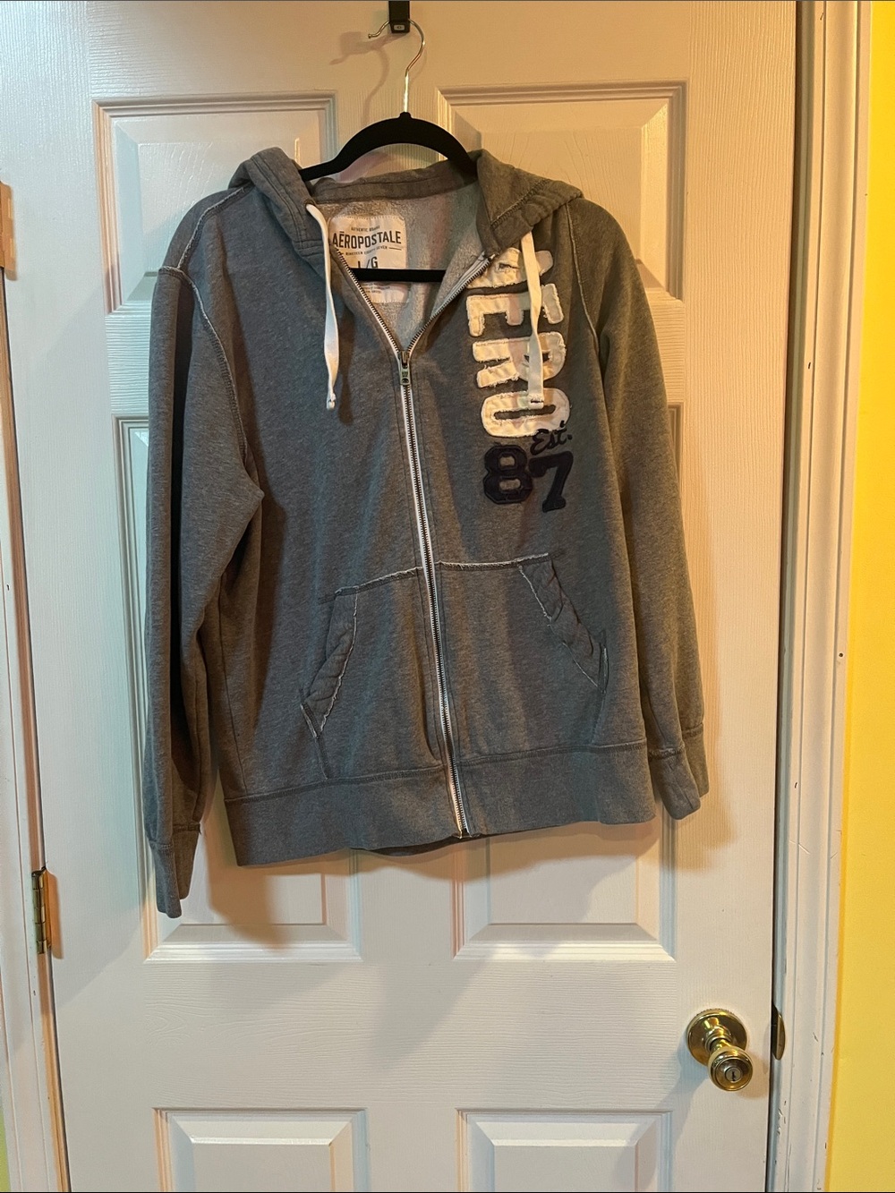 Aeropostale Men’s Grey Zip Hoodie with 87 Graphic
